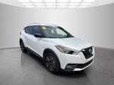 Used 2019 Nissan Kicks SR w/ SR Premium Package image 2