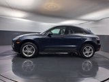 Certified 2021 Porsche Macan image 2
