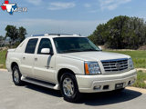 Used 2004 Cadillac Escalade EXT image 3