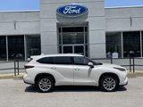 Used 2021 Toyota Highlander Limited image 2