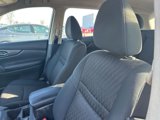 Used 2017 Nissan Rogue SV image 5