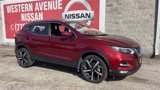 Used 2022 Nissan Rogue Sport SL w/ Premium Package image 3