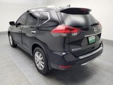 Used 2017 Nissan Rogue SV image 5