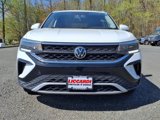 Used 2022 Volkswagen Taos SE image 5