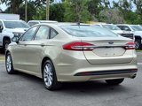 Used 2017 Ford Fusion SE image 5