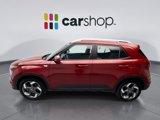 Used 2024 Hyundai Venue Limited image 2