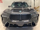 Used 2023 BMW X7 xDrive40i w/ M Sport Package image 2