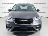 Used 2023 Chrysler Pacifica Touring-L image 2