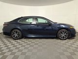 Used 2021 Toyota Camry SE image 5