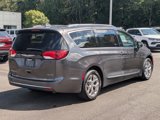 Used 2017 Chrysler Pacifica Limited w/ Advanced Safetytec Group image 5