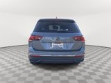 Used 2022 Volkswagen Tiguan SE image 6