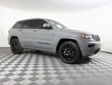 Used 2020 Jeep Grand Cherokee Altitude image 3