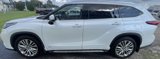 Used 2022 Toyota Highlander Platinum image 5