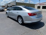 Used 2018 Chevrolet Malibu LS image 2