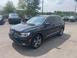 Used 2020 Volkswagen Tiguan SEL image 2