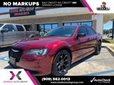 Used 2019 Chrysler 300 Touring w/ Sport Appearance Package image 3