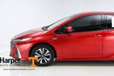 Used 2017 Toyota Prius Prime Premium image 3