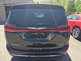 Used 2023 Chrysler Pacifica Limited image 4