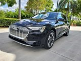 Used 2022 Audi e-tron Premium Plus w/ Premium Plus Package image 4