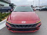 Certified 2025 Hyundai Elantra SE image 2