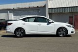 Used 2022 Nissan Sentra SV image 2