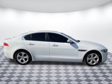 Used 2017 Jaguar XE image 2
