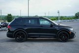 Used 2022 Volkswagen Tiguan SE R-Line image 4