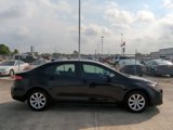 Used 2023 Toyota Corolla LE image 2