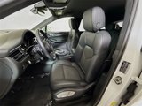 Certified 2022 Porsche Macan image 5