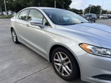 Used 2016 Ford Fusion SE image 3
