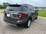 Used 2017 Ford Explorer XLT image 5