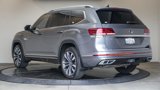 Used 2022 Volkswagen Atlas SEL Premium image 2
