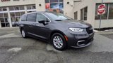 Used 2023 Chrysler Pacifica Touring-L image 2