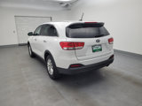 Used 2016 Kia Sorento LX image 5