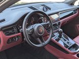Certified 2024 Porsche Macan image 4