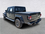 Used 2023 Jeep Gladiator Sport image 3