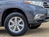 Used 2012 Toyota Highlander 4WD image 3