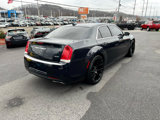 Used 2017 Chrysler 300 Limited image 5