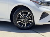 Used 2022 Kia Forte LXS image 3
