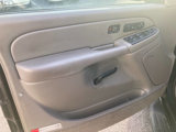 Used 2004 GMC Yukon XL SLT w/ Preferred Equipment Group image 5