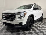 Used 2022 GMC Terrain AT4 image 3