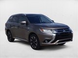Used 2018 Mitsubishi Outlander SEL image 3
