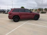 Used 2021 Jeep Grand Cherokee Laredo X image 2