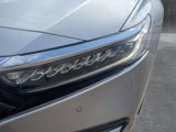 Used 2018 Honda Accord Touring image 2