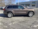 Certified 2020 Jeep Grand Cherokee Laredo image 3