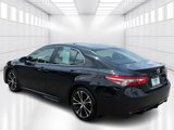 Used 2018 Toyota Camry SE image 4