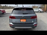 Certified 2022 Volkswagen Taos SE image 4