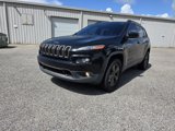 Used 2017 Jeep Cherokee Latitude w/ Safety/Convenience Group image 4