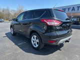 Used 2015 Ford Escape SE image 3