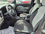 Used 2015 Kia Soul image 3